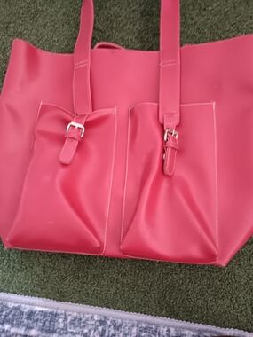 Elizabeth Arden Red Bag.